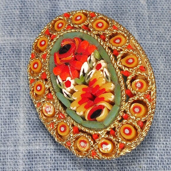 1950s Vintage Italian Oval Pin with Flower Micro-Mosaic - Picture 2 of 3